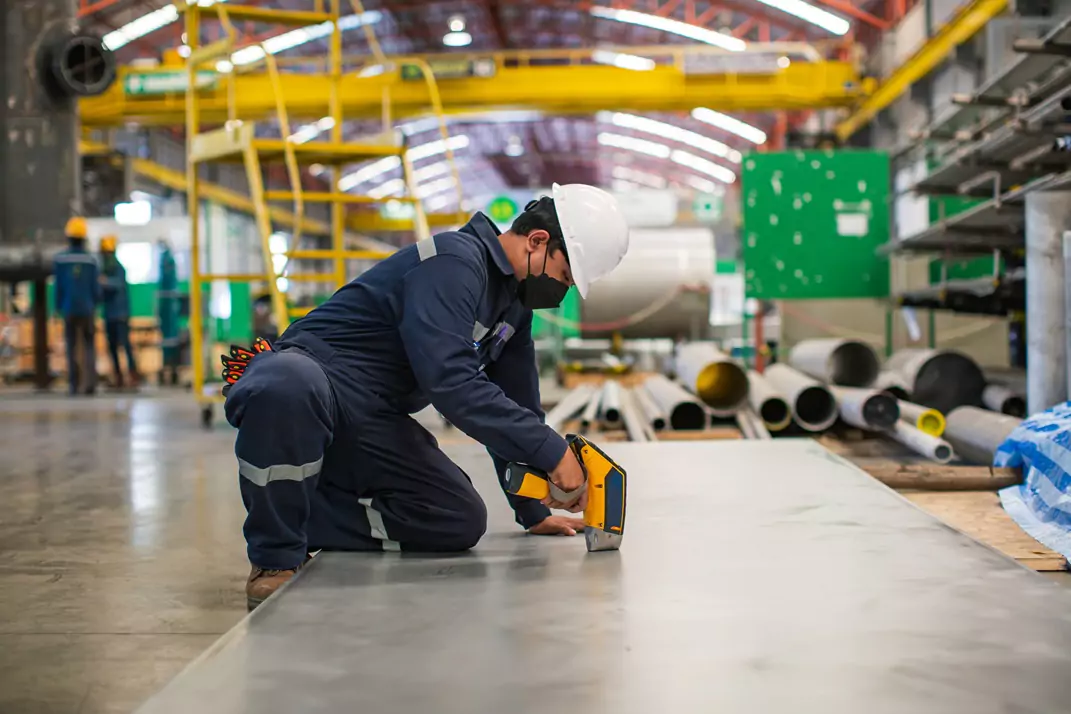 Australian Pressure Vessel Inspection Oil Refinery - non destructive testing. Inspected by APEC Inspection